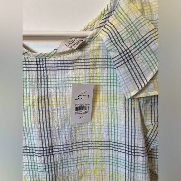 LOFT blouse, NWT - Picture 2 of 2